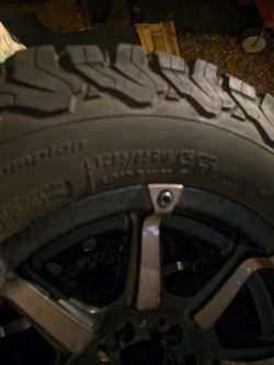 FUEL RIMS AND TIRES.. 285/65/R18