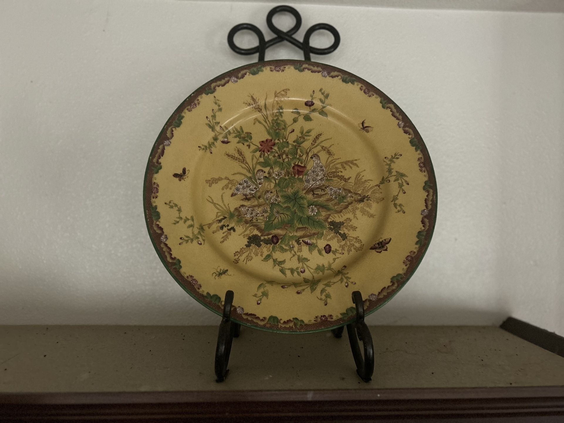 vintage Hua Rong Tang Zhi porcelain decorative plate