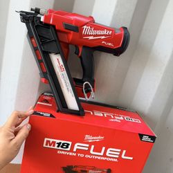 Milwaukee M18 Framing Nailer 30 Degree TOOL ONLY