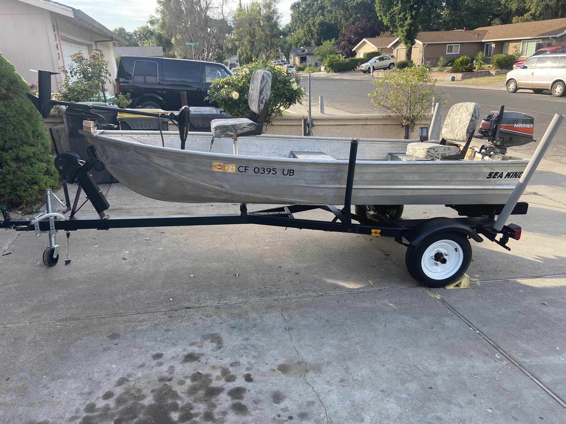 Montgomery Ward sea king 12 foot Mariner two-stroke outboard motor