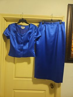 Beautiful 2pieces any occasion outfit in like New Condition by Kennet Nolan size 14. $20