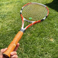 Tennis Racket (Babolat Drive Z 105)