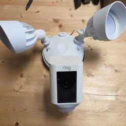 White Wired Ring R-NZ Floodlight Camera