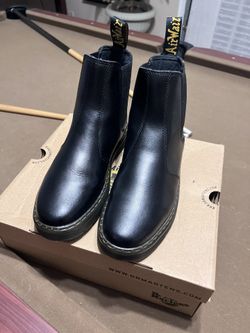 WOMEN'S DR. MARTENS DORRIAN CHELSEA BOOTS $100 Or Best Offer