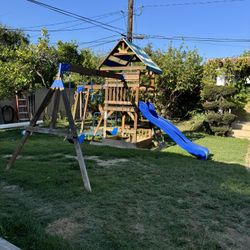 Backyard Swing Set Playground