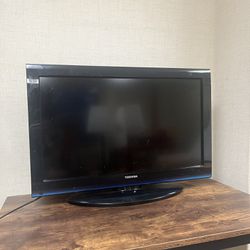 31”x20” Toshiba Flatscreen 