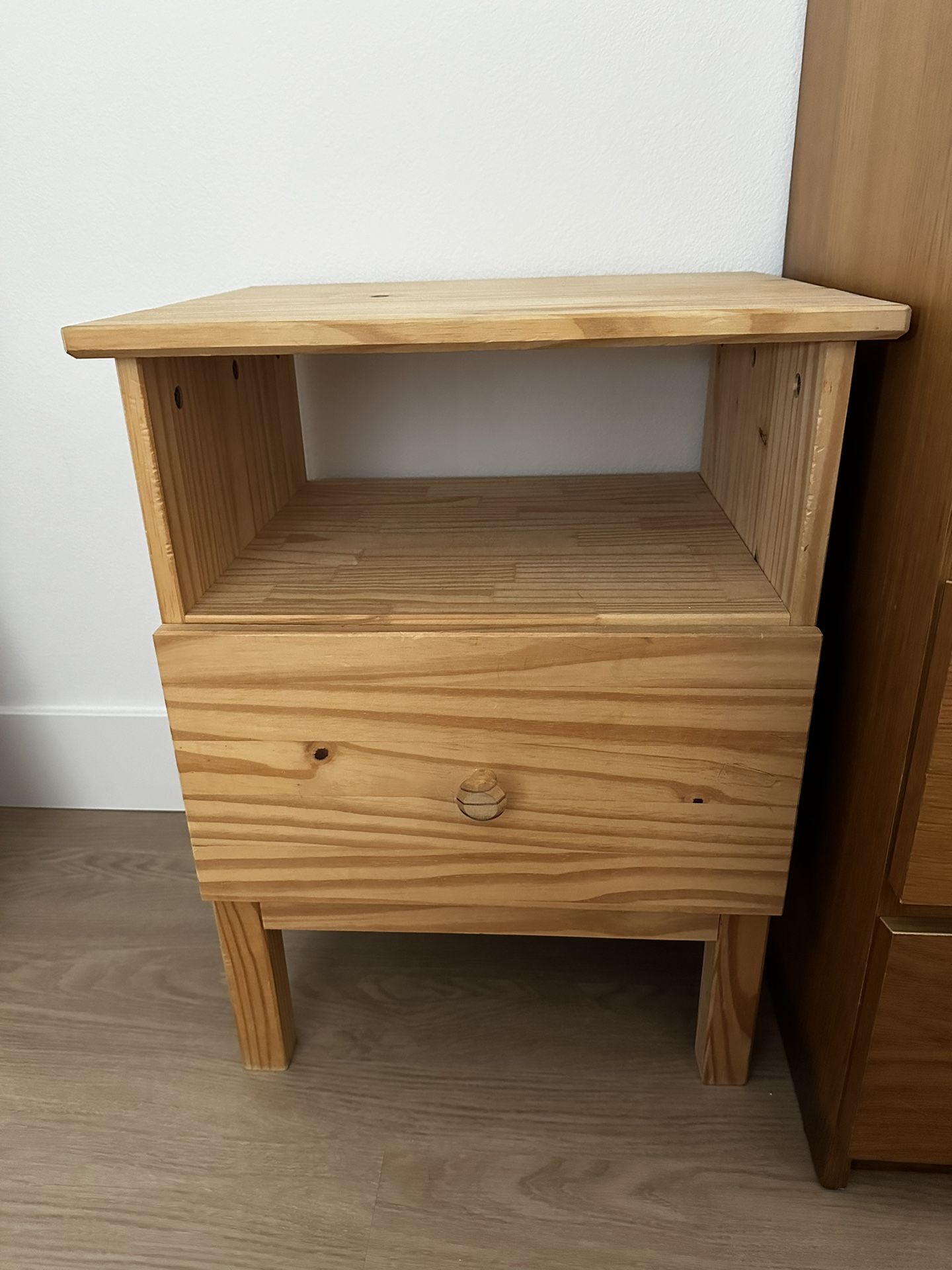 Nightstand for Sale in San Diego, CA OfferUp