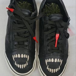 Vans Fang Old School Black Shoe. Men's Size 6