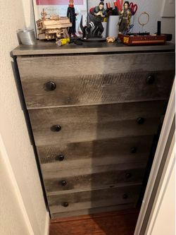 Indoor moving sale