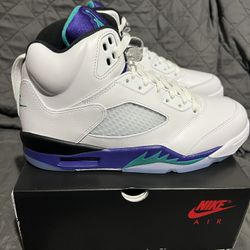 Jordan 5 Grapes 🍇 Size 8.5 