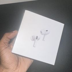 AirPod Pro 2nd Gen Earbuds With Wireless MagSafe Charging Case