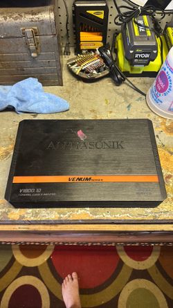 Alphasonik V1800.1D amplifier for subwoofer