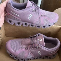Women’s Purple On Cloud Size 9 