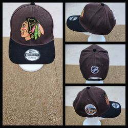 CHICAGO BLACKHAWKS NHL HOCKEY 🏒 SNAPBACK HAT.