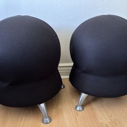 ‘Zenergy’ Inflatable Chairs