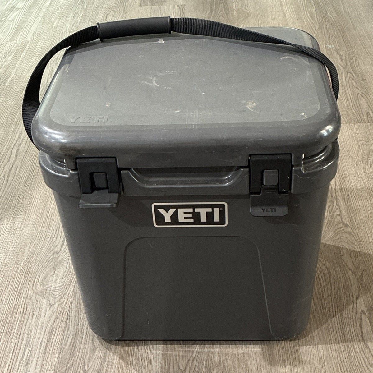 Yeti Roadie 24