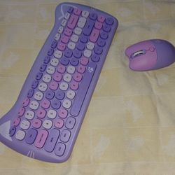 Hello Kitty Wireless Keyboard And Mouse 