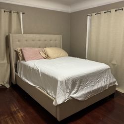 Queen size bed with mattress