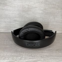 Beats Studio Pro - Wireless Bluetooth Noise Cancelling Headphones