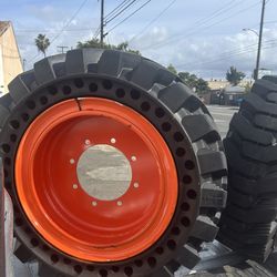 Bobcat Tires (S850)