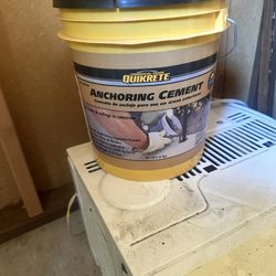 Quickrete Anchoring Cement