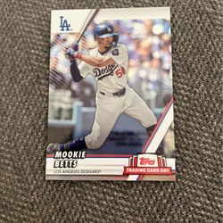 Mookie Betts Baseball Card