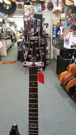 Schemer Dlx He'll raiser guitar