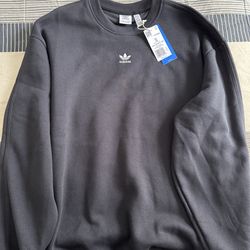 Women’s Adidas black sweatshirt