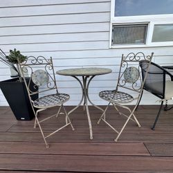 **FREE** Metal Bistro Set