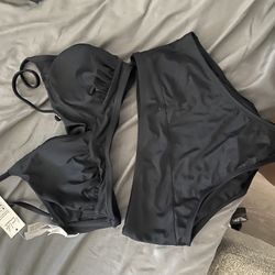 Medium Black Bikini Set