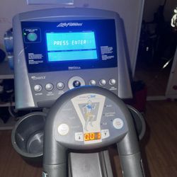 Elliptical Life Fitness Model X3