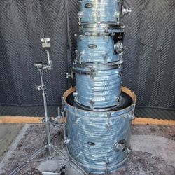 Pacific DW Drumset 