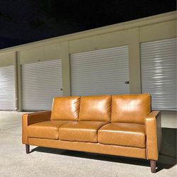 Traditional  Carmel Leather Sofa Guaranteed 