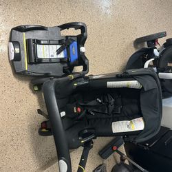 Doona Stroller and base
