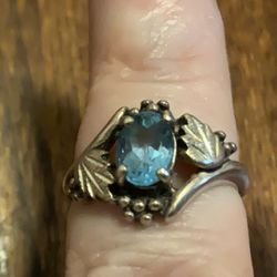 Black Hills Gold Style  sterling silver, Blue Topaz ring By Wheeler  size 5.5 