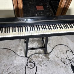 Korg SP-170S keyboard