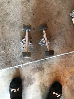 Long board trucks and tires