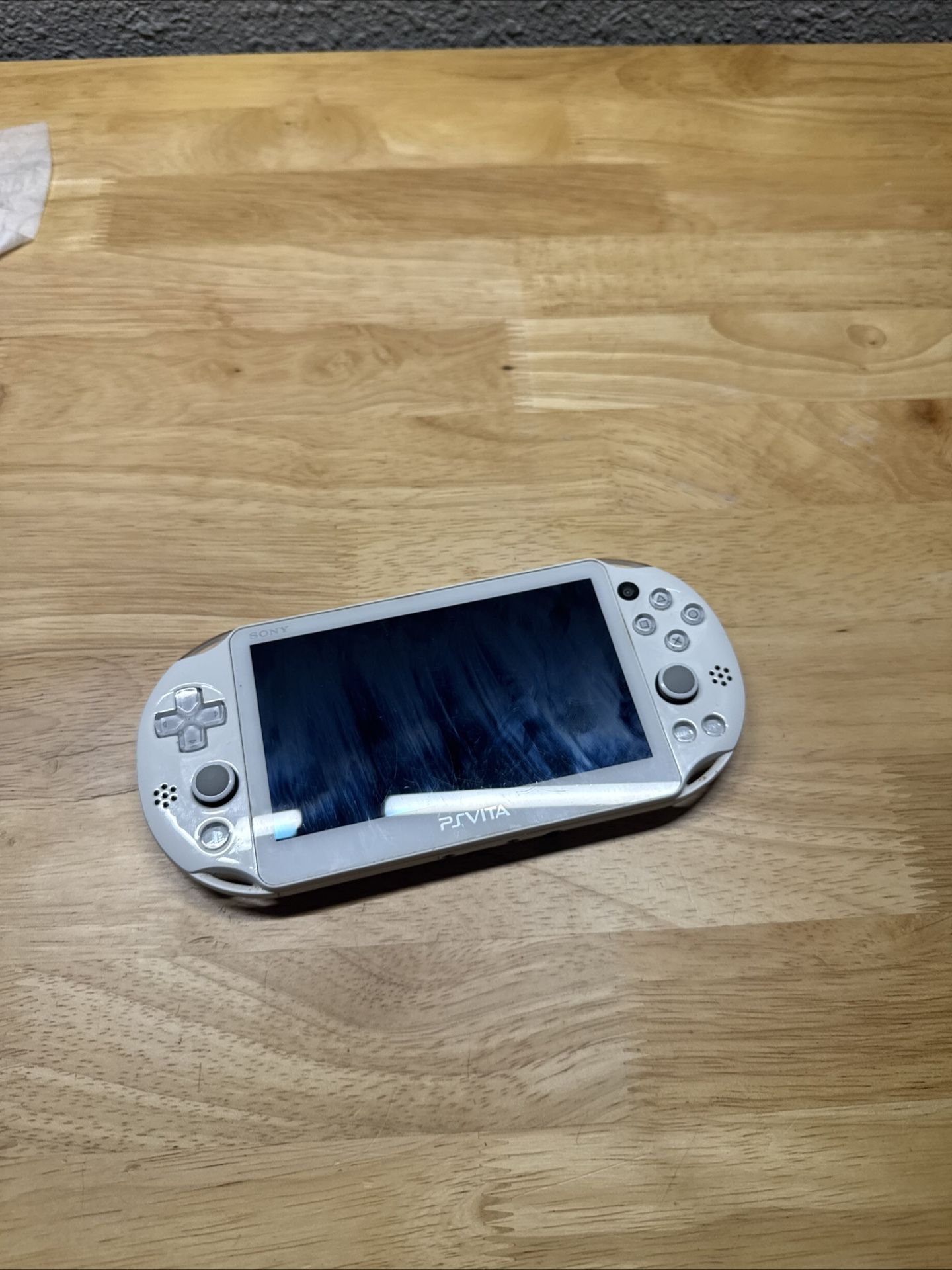 Crystal White PS Vita Modded