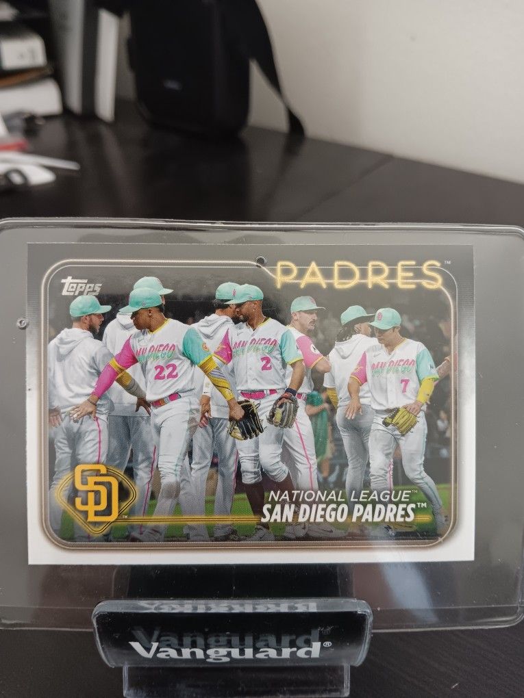 Padres Team Card Mint