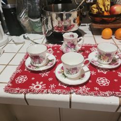 Tea For 3! Set $19