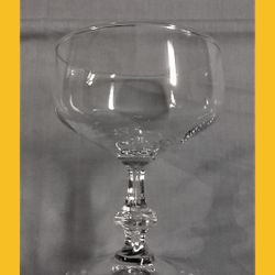 

Coupe champagne glasses spool stem 4.75 “ high 3.5” diameter 8 oz 6 in set-

