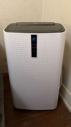 Portable Air Conditioner with Remote (half price)