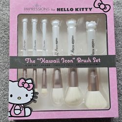 Hello Kitty brush set 
