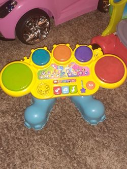 Kids drum set
