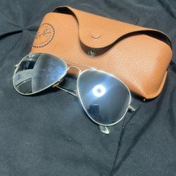 Original Ray Ban Glasses With Case ( Brown Or Black) 