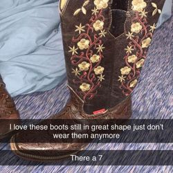 Boots/shoes