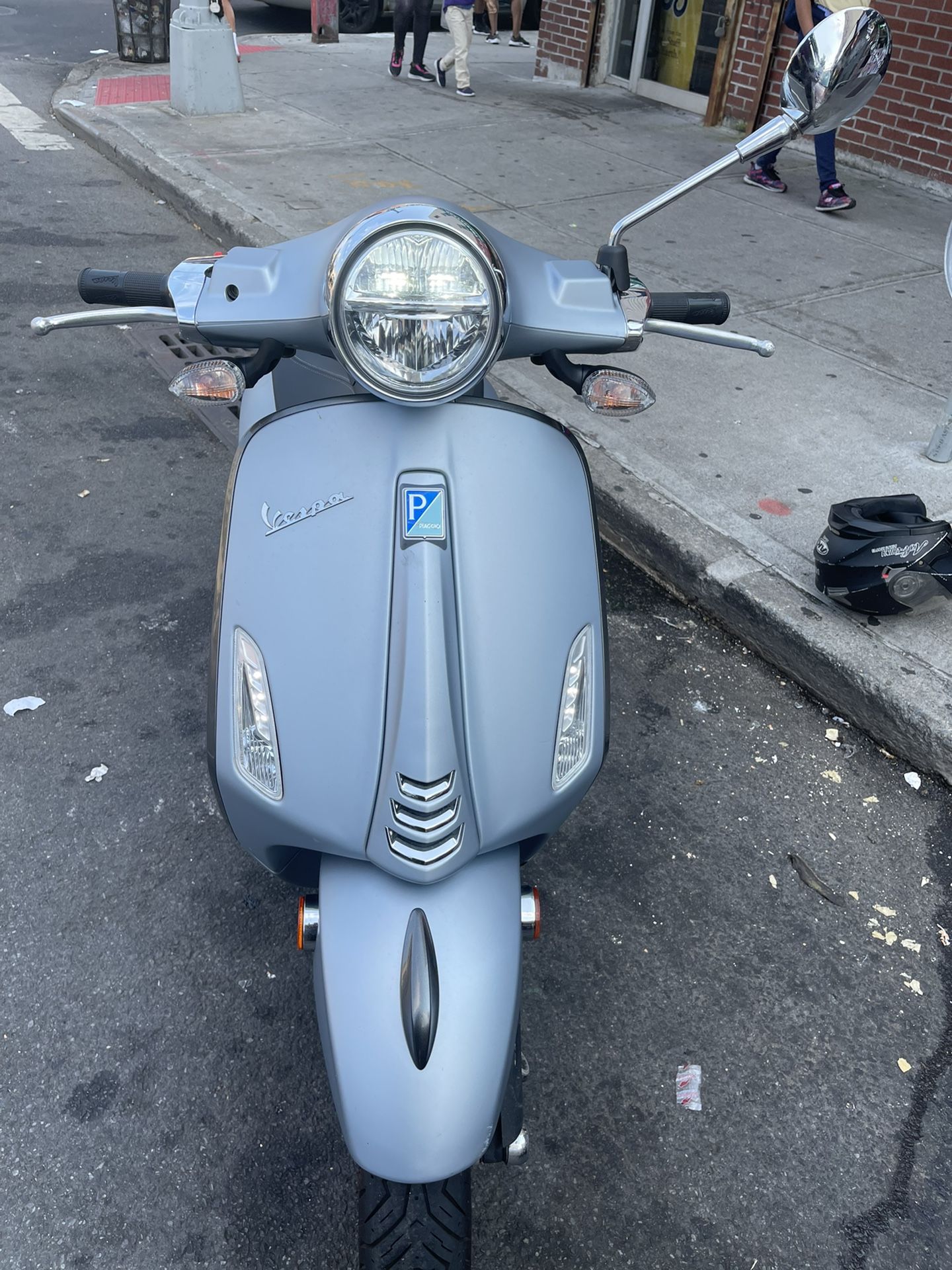 Vespa Primavera 2021.. Brand New