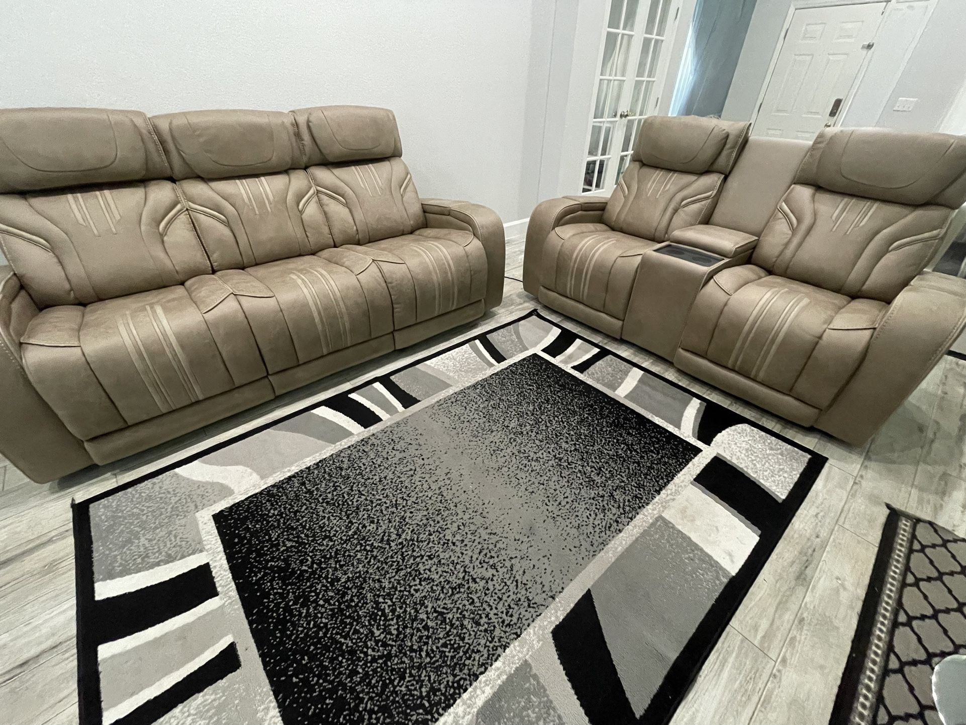 Recyclable 2 and 3 seater sofa, made of leather.