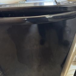 Dishwasher  Frigidaire 