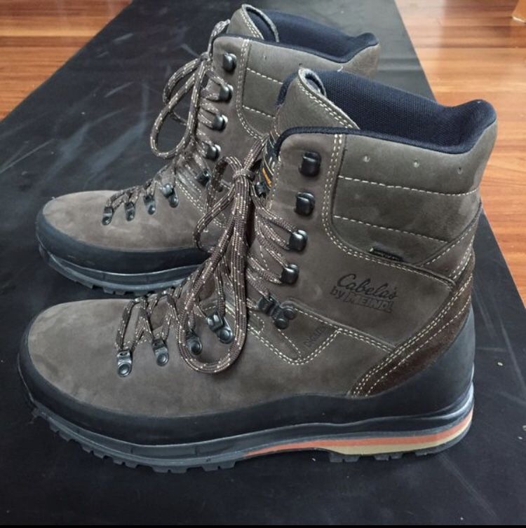 Cabela’s Meindl GORETEX Hunting Boots Brown Size 11.5 Men’s for Sale in Woodstock, IL
